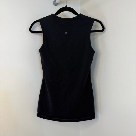 Lululemon Women’s Black Sleeveless V-Neck Athletic Tank – Fits Like Medium - Picture 2 of 4
